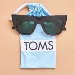 NWT TOMS Traveler Sydney Sunglasses Black